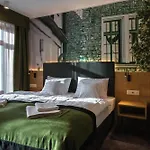 Oliva Hotel 4*