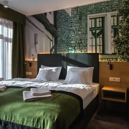 Oliva Hotel 4*