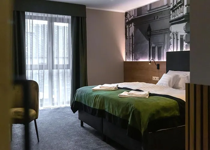 Oliva Hotel 4*