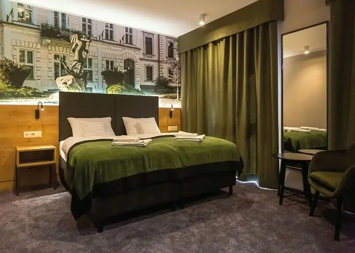 Hotell Oliva 4*